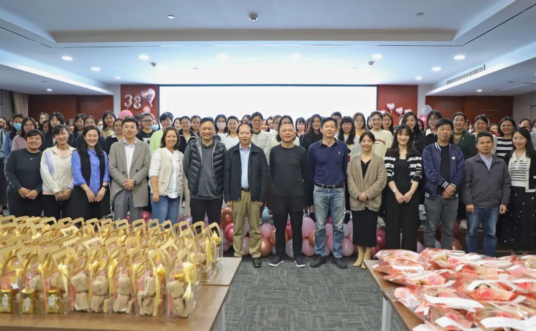 中信恒泰集團(tuán)開展“品味生活 感受幸?！比藡D女節(jié)主題活動(dòng)